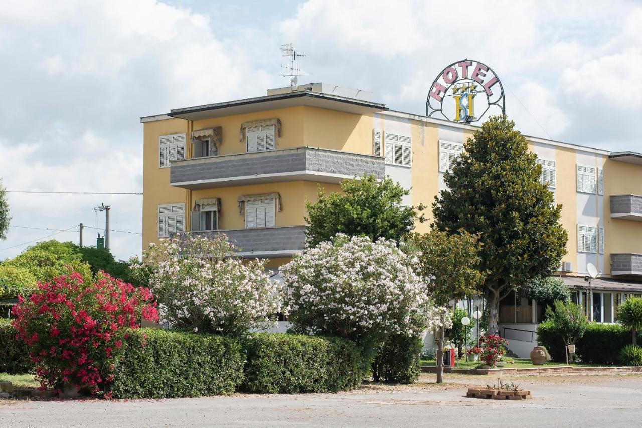 Hotel Sabatino Follonica Exterior photo