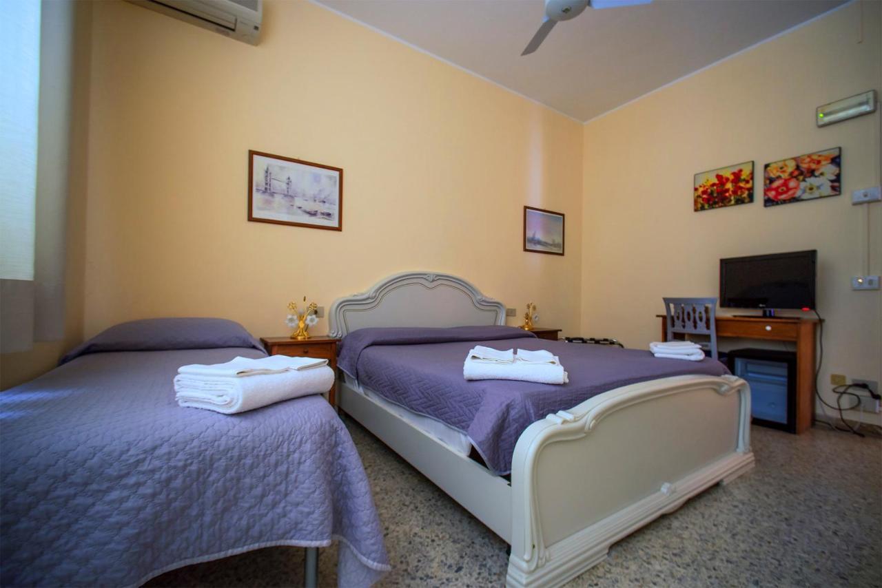 Hotel Sabatino Follonica Exterior photo
